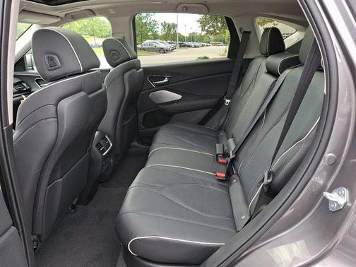 2025 Acura RDX Advance Package