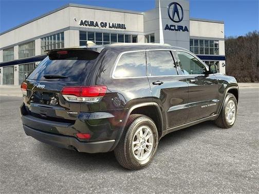 2020 Jeep Grand Cherokee Laredo