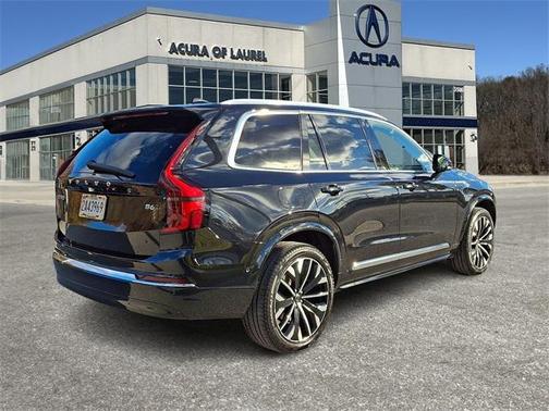 2025 Volvo XC90 B6 Plus 7-Seater