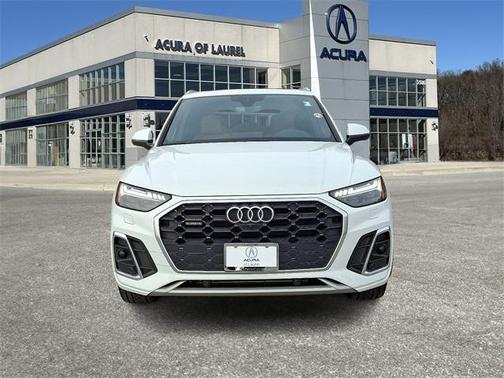 2022 Audi Q5 45 S line Prestige