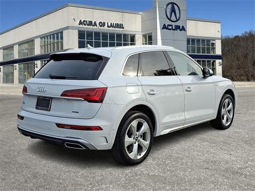 2022 Audi Q5 45 S line Prestige