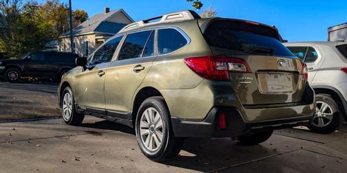 2018 Subaru Outback 2.5i