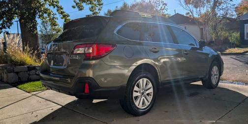 2018 Subaru Outback 2.5i
