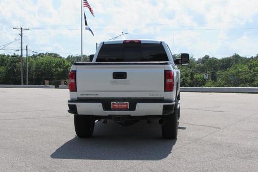 2018 GMC Sierra 2500 Denali