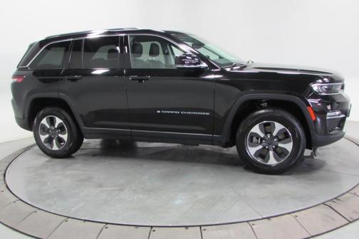 2022 Jeep Grand Cherokee 4xe Base