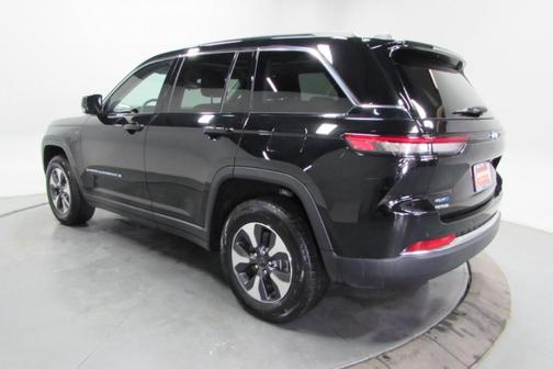 2022 Jeep Grand Cherokee 4xe Base