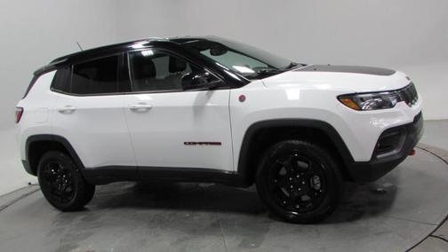 2023 Jeep Compass Trailhawk