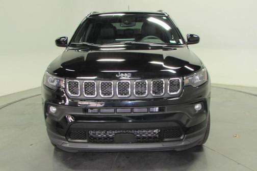 2024 Jeep Compass Latitude Lux