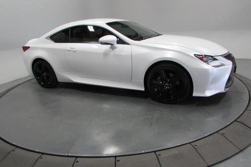 2016 Lexus RC 200t Base