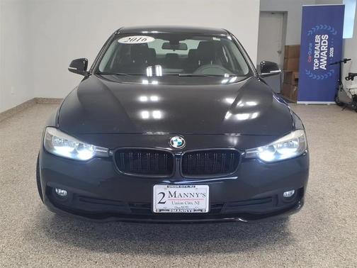 BLK 2016 BMW 320 i