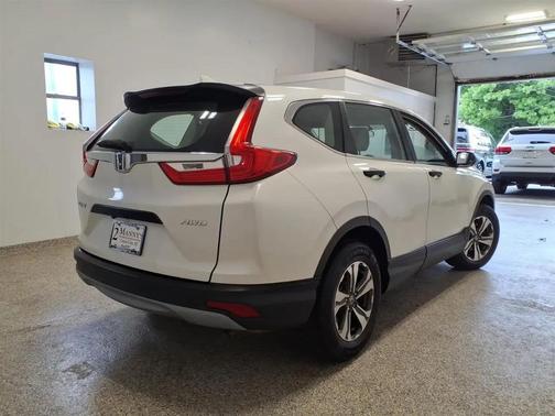 WHI 2018 Honda CR-V LX
