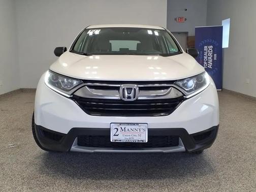 WHITE DIAMOND PEARL 2018 Honda CR-V LX