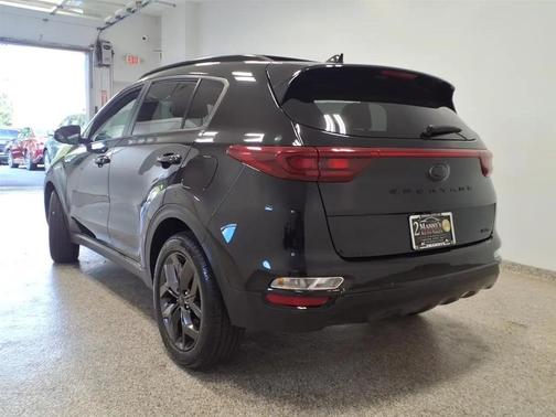 Black Cherry 2021 Kia Sportage S
