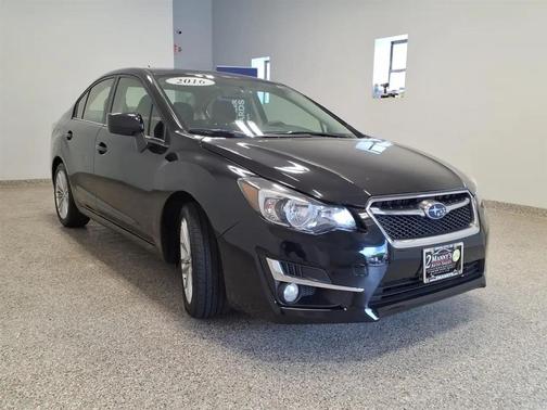 GRY 2016 Subaru Impreza 2.0i Premium
