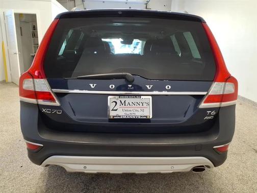 2015 Volvo XC70 T6