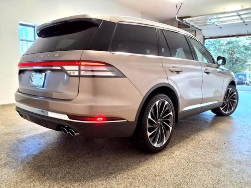 2020 Lincoln Aviator Reserve AWD