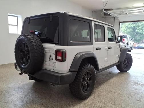 Bright White Clearcoat 2021 Jeep Wrangler Unlimited Willys Sport
