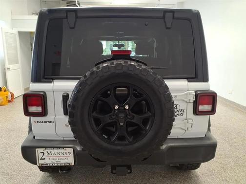 Bright White Clearcoat 2021 Jeep Wrangler Unlimited Willys Sport