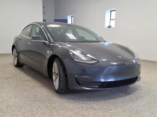 2020 Tesla Model 3 Long Range