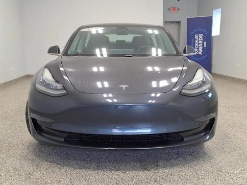2020 Tesla Model 3 Long Range
