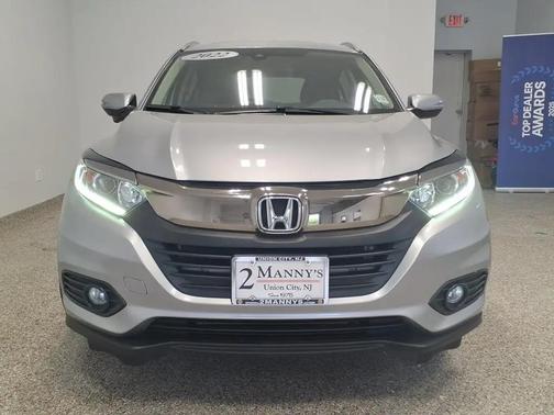 LUNAR SILVER METALLIC 2022 Honda HR-V EX