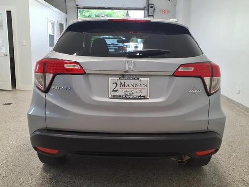 LUNAR SILVER METALLIC 2022 Honda HR-V EX