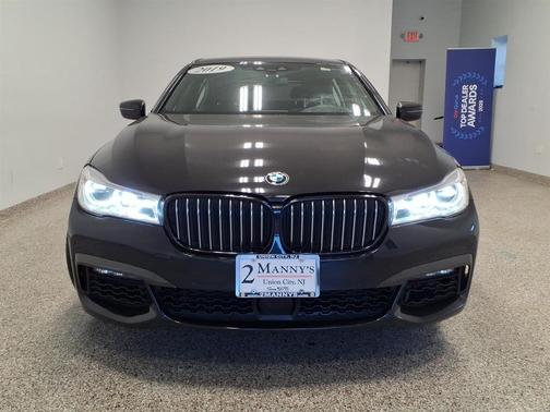 2019 BMW 750 i xDrive