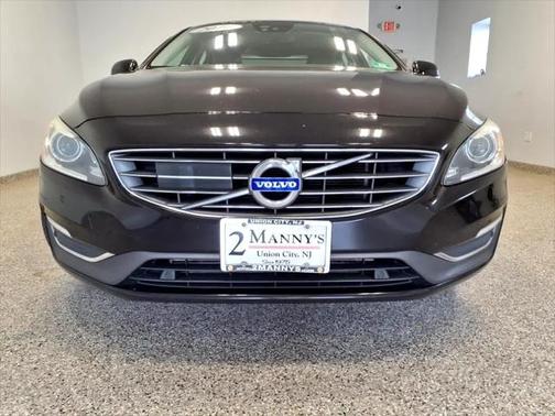 2016 Volvo S60 Inscription T5 Drive-E Platinum