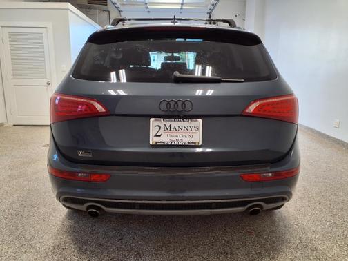 2011 Audi Q5 Premium Plus