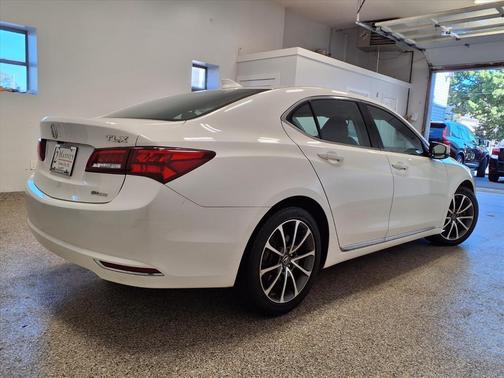 2017 Acura TLX V6 w/Technology Package