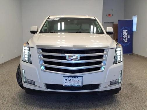 2015 Cadillac Escalade Luxury