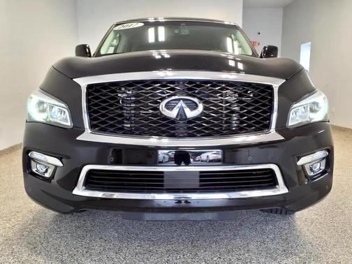 2017 INFINITI QX80 Base