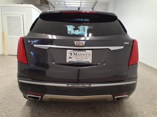 2017 Cadillac XT5 Platinum