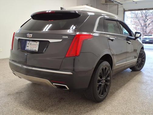 2017 Cadillac XT5 Platinum