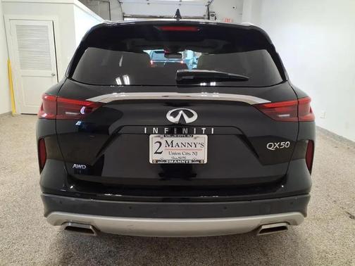 2021 INFINITI QX50 LUXE
