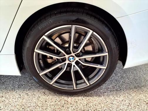 2021 BMW 330 i xDrive