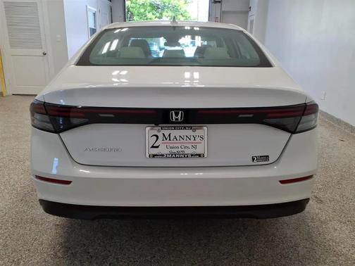 Platinum White Pearl 2023 Honda Accord EX
