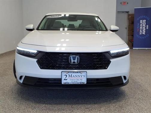 Platinum White Pearl 2023 Honda Accord EX