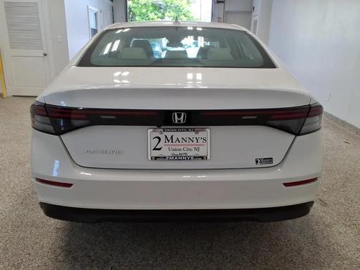 Platinum White Pearl 2023 Honda Accord EX