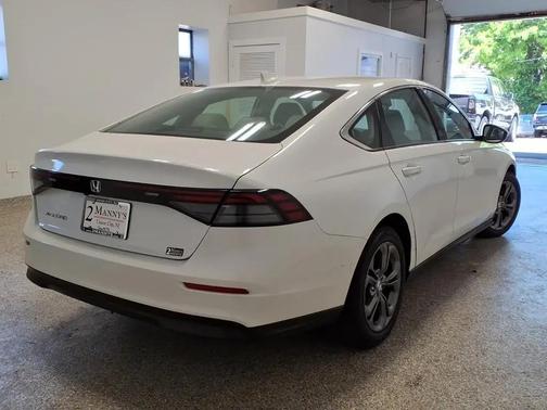 Platinum White Pearl 2023 Honda Accord EX