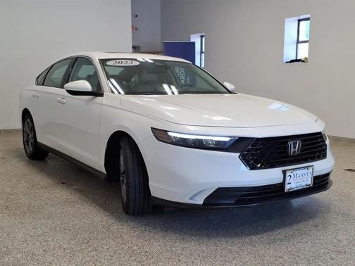 Platinum White Pearl 2023 Honda Accord EX