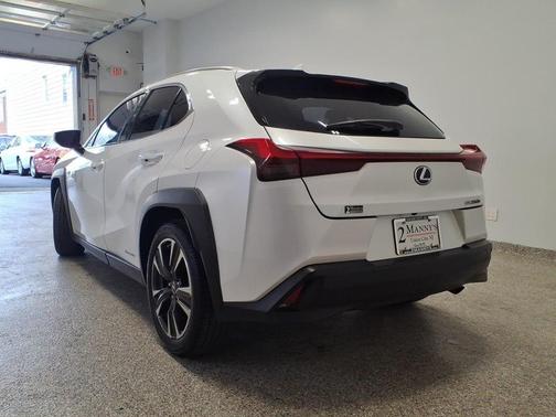 2020 Lexus UX 250h Base