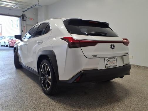2020 Lexus UX 250h Base