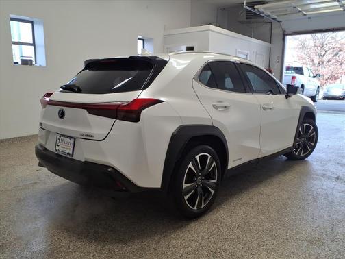 2020 Lexus UX 250h Base