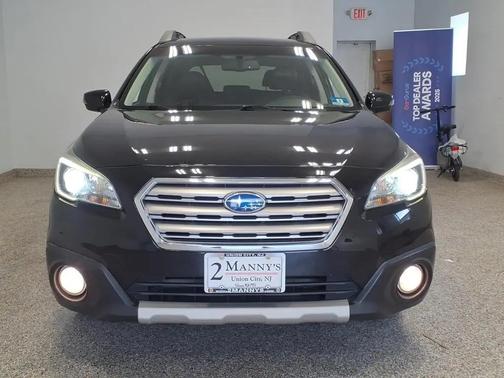 CRYSTAL BLACK SILICA 2016 Subaru Outback 3.6R Limited