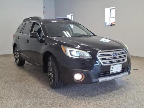 CRYSTAL BLACK SILICA 2016 Subaru Outback 3.6R Limited