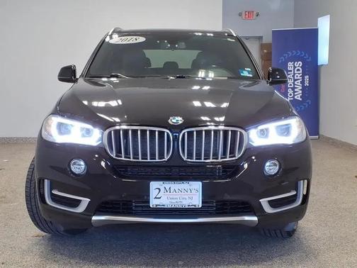 BLK 2018 BMW X5 xDrive35i