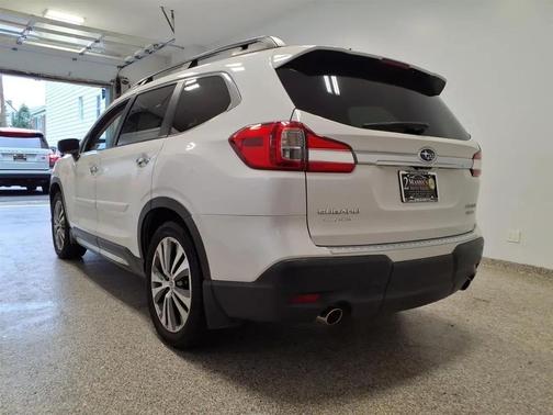 WHI 2019 Subaru Ascent Touring 7-Passenger