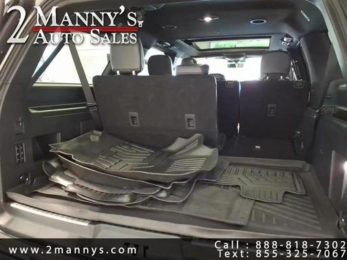 Infinite Black Metallic Clearcoat 2023 Lincoln Navigator L Reserve