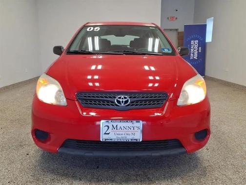 2005 Toyota Matrix Base
